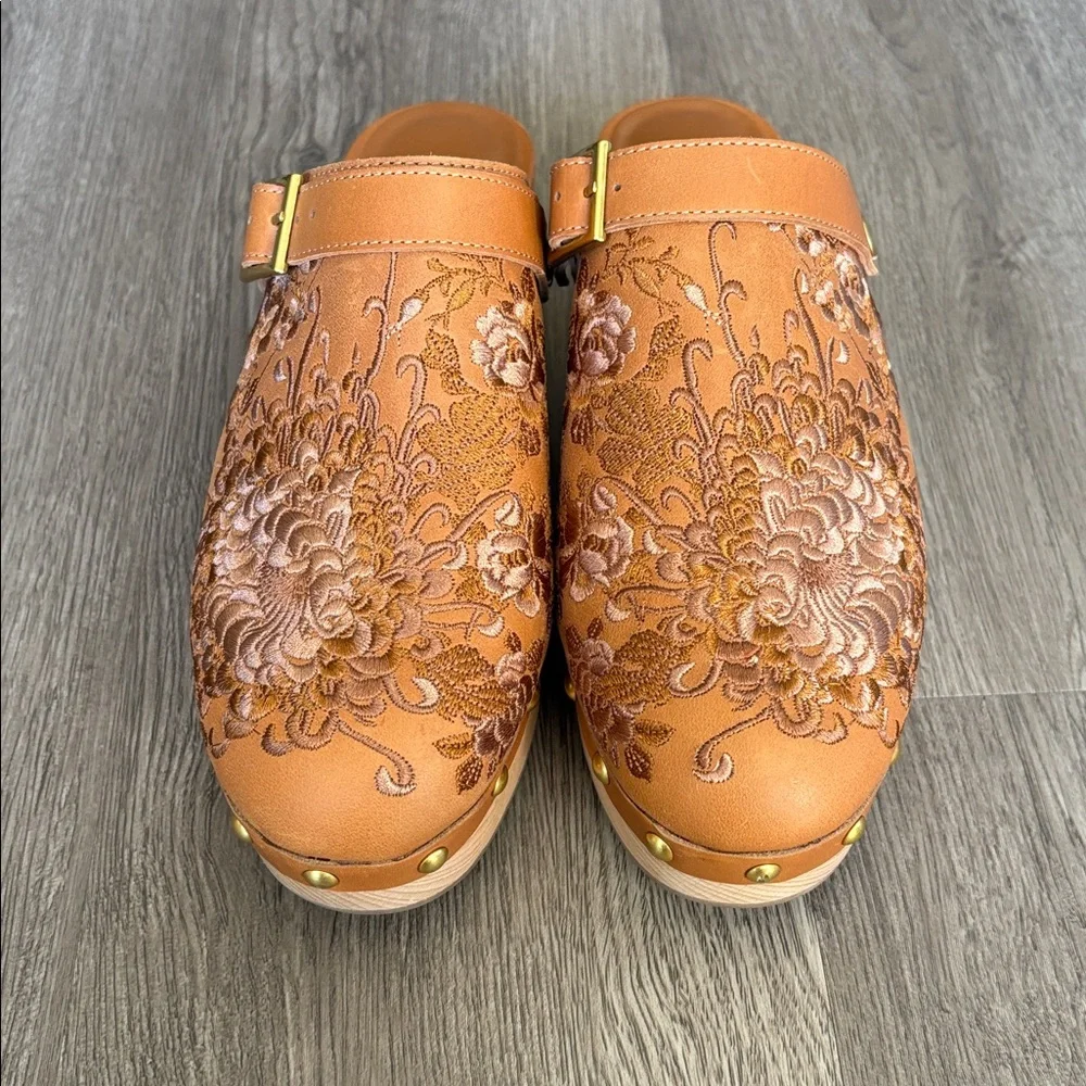 Johnny Was Mono leather Clog Tonal size 8.5 Retail $198 - Picture 4 of 13
